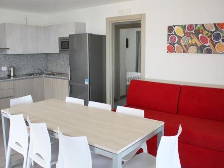 Neue Wohnung mit größe Terrasse im Zentrum von Sabbiadoro